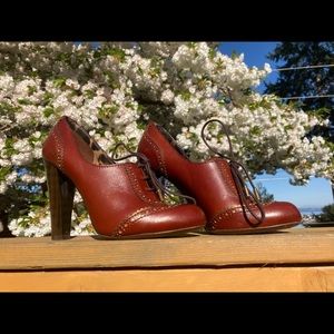 Dolce&Gabbana lace-up high heel Oxford bootie sz38